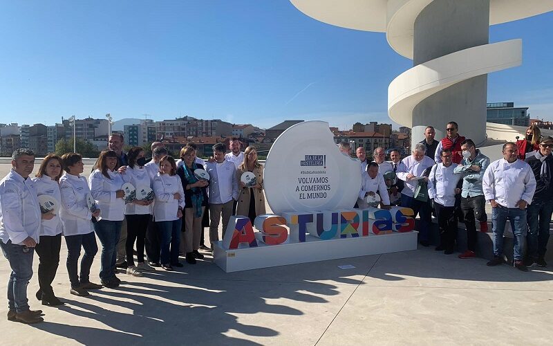 32 profesionales de la restauración son nombrados embajadores de la gastronomía  asturiana