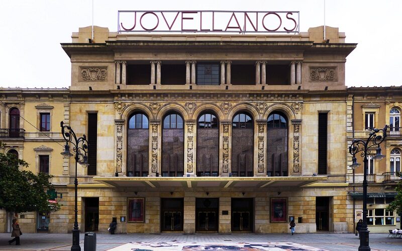 Gijón homenajea la película ‘Volver a empezar’ en el 40 aniversario de su estreno￼