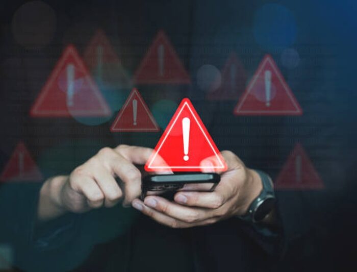 El Principado de Asturias remite un ES Alert a la población de 21 municipios costeros en aviso rojo por la AEMET