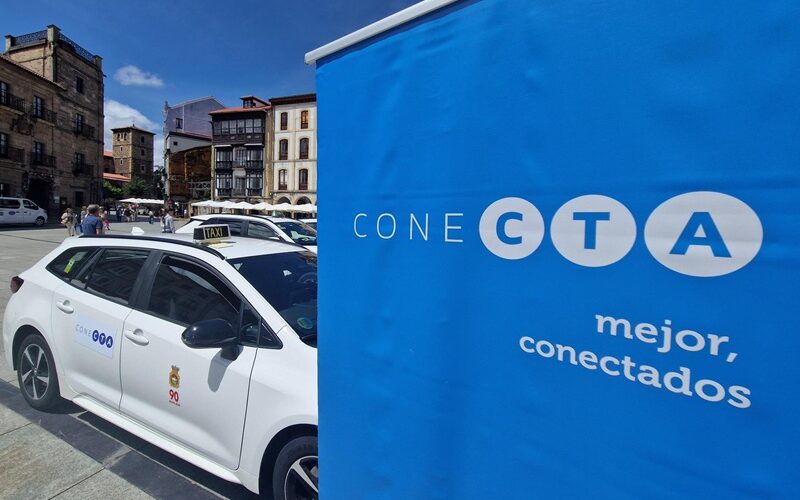 La funcionalidad CONECTA TAXI permite la reserva de taxis a través de la plataforma CONECTA