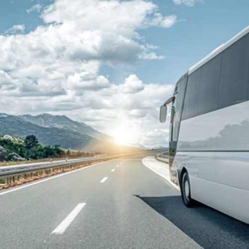 Renfe garantiza la movilidad en las líneas C-4 y C-5 de Cercanías Asturias programando casi mil servicios de autobús